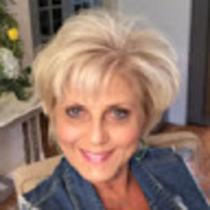 Meet your Posher, Eileen